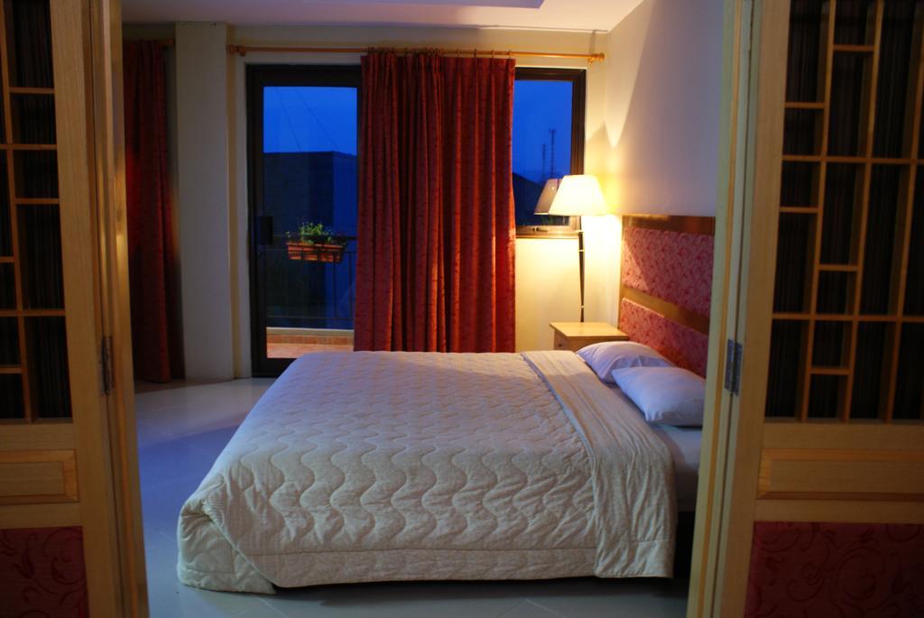 Green Wattana Hotel Sentul Μπογκόρ Εξωτερικό φωτογραφία